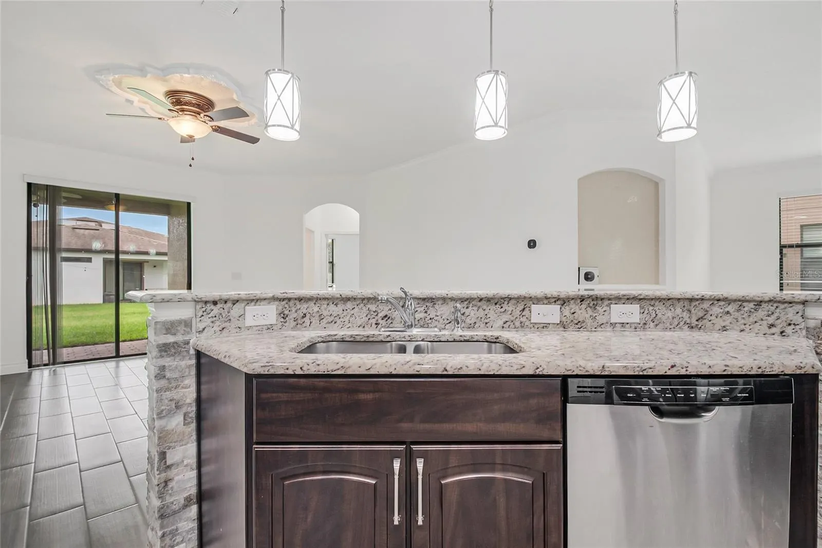 941 RIMINI DR
