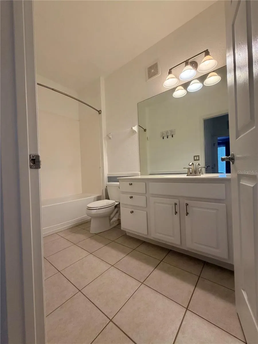 8300 PORTOFINO DR #102 #102