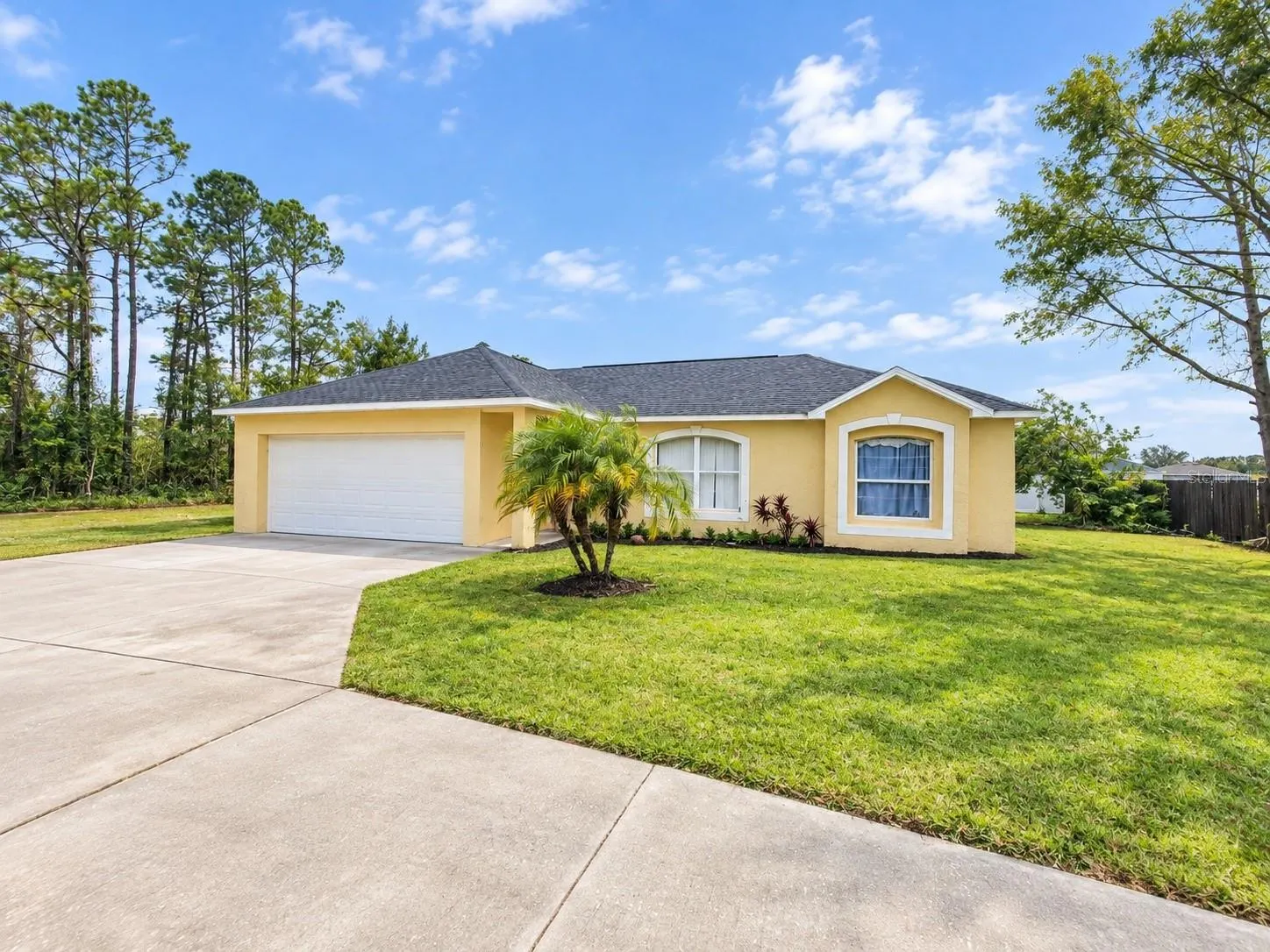 1017 DUDLEY DR