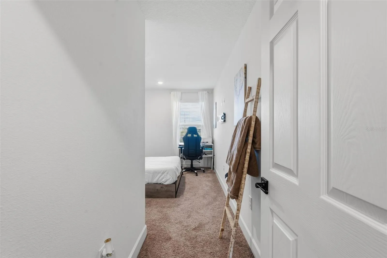 755 OVERPOOL AVE