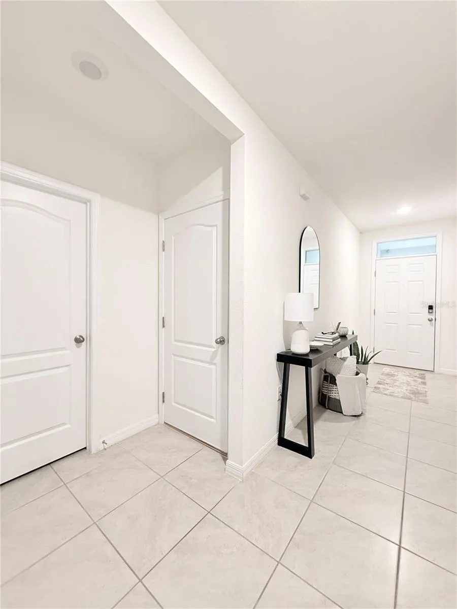 2105 CORSO DR