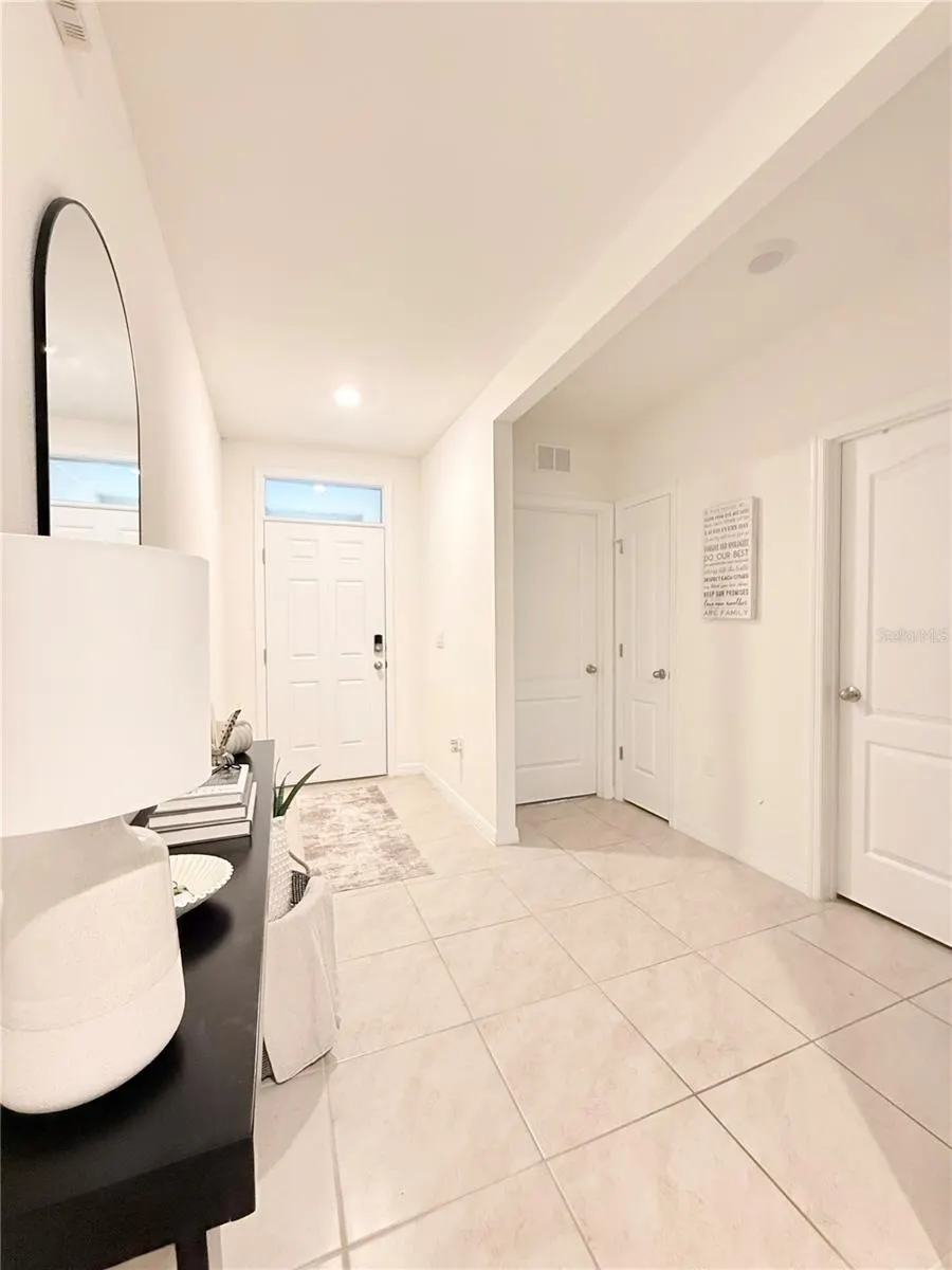 2105 CORSO DR