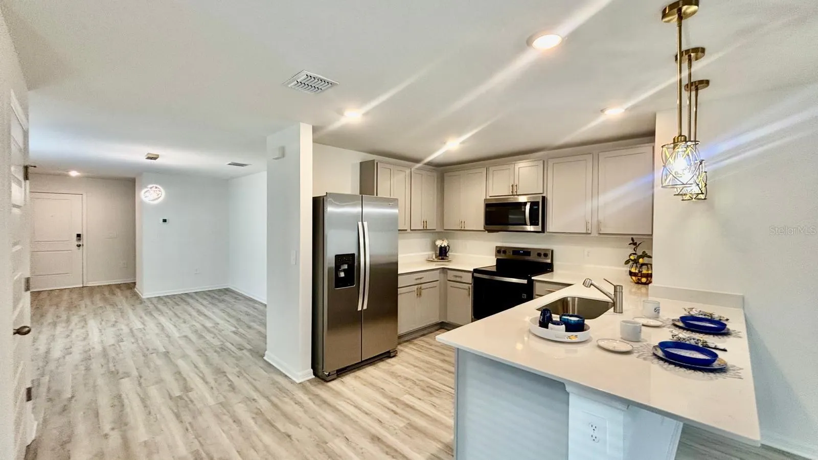 3022 VICEROY CT