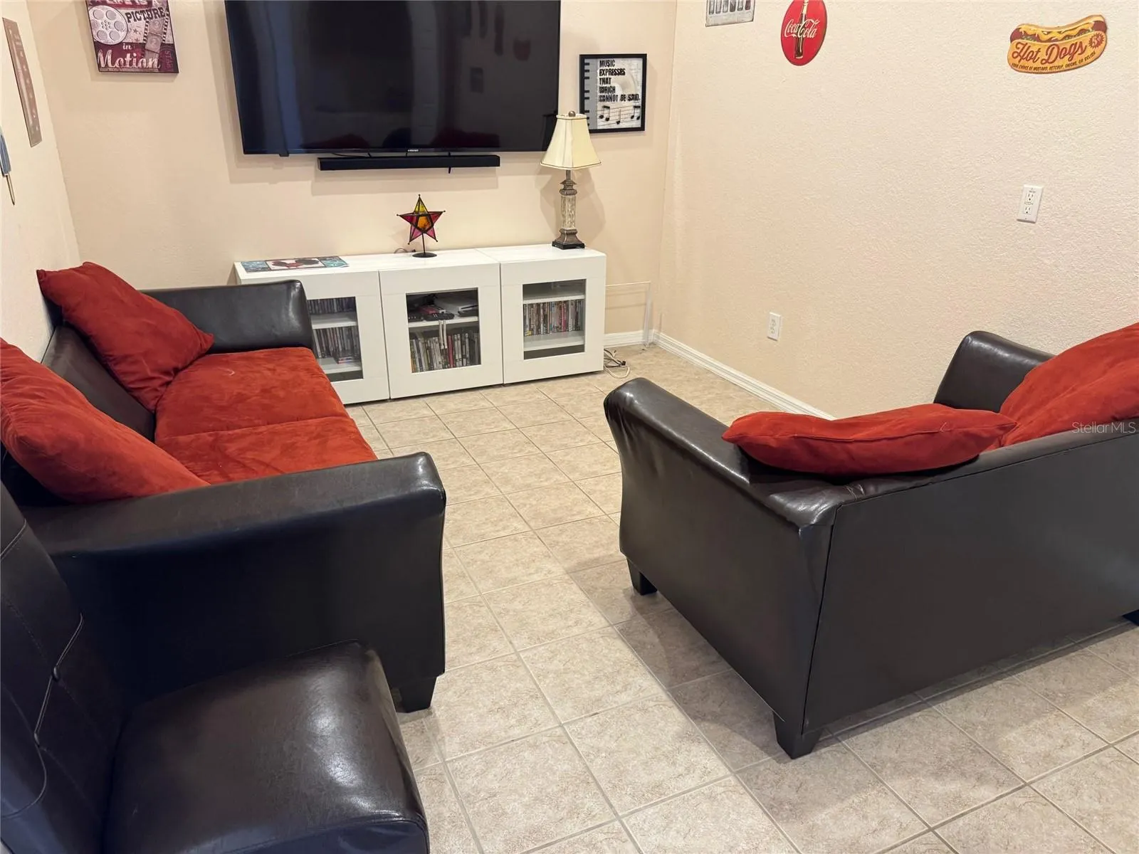 513 SUMMER PLACE LOOP