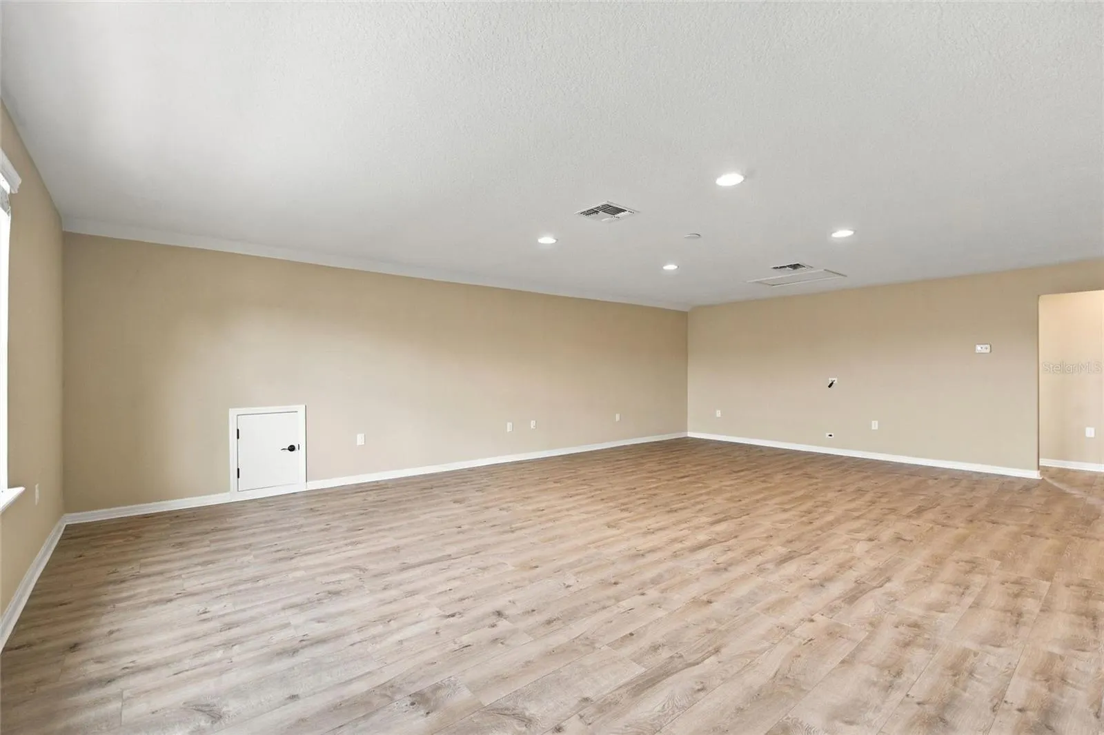 492 PONTEVEDRA RD