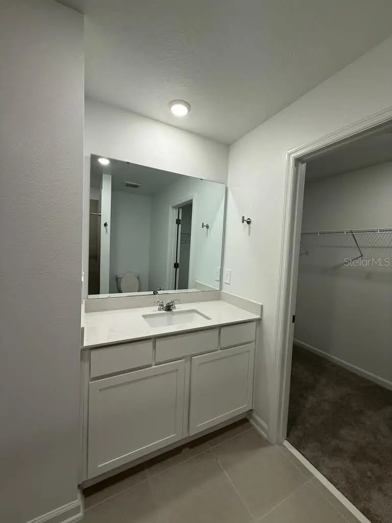 3367 ALEXANDER DR