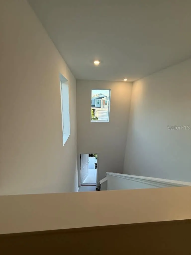3367 ALEXANDER DR