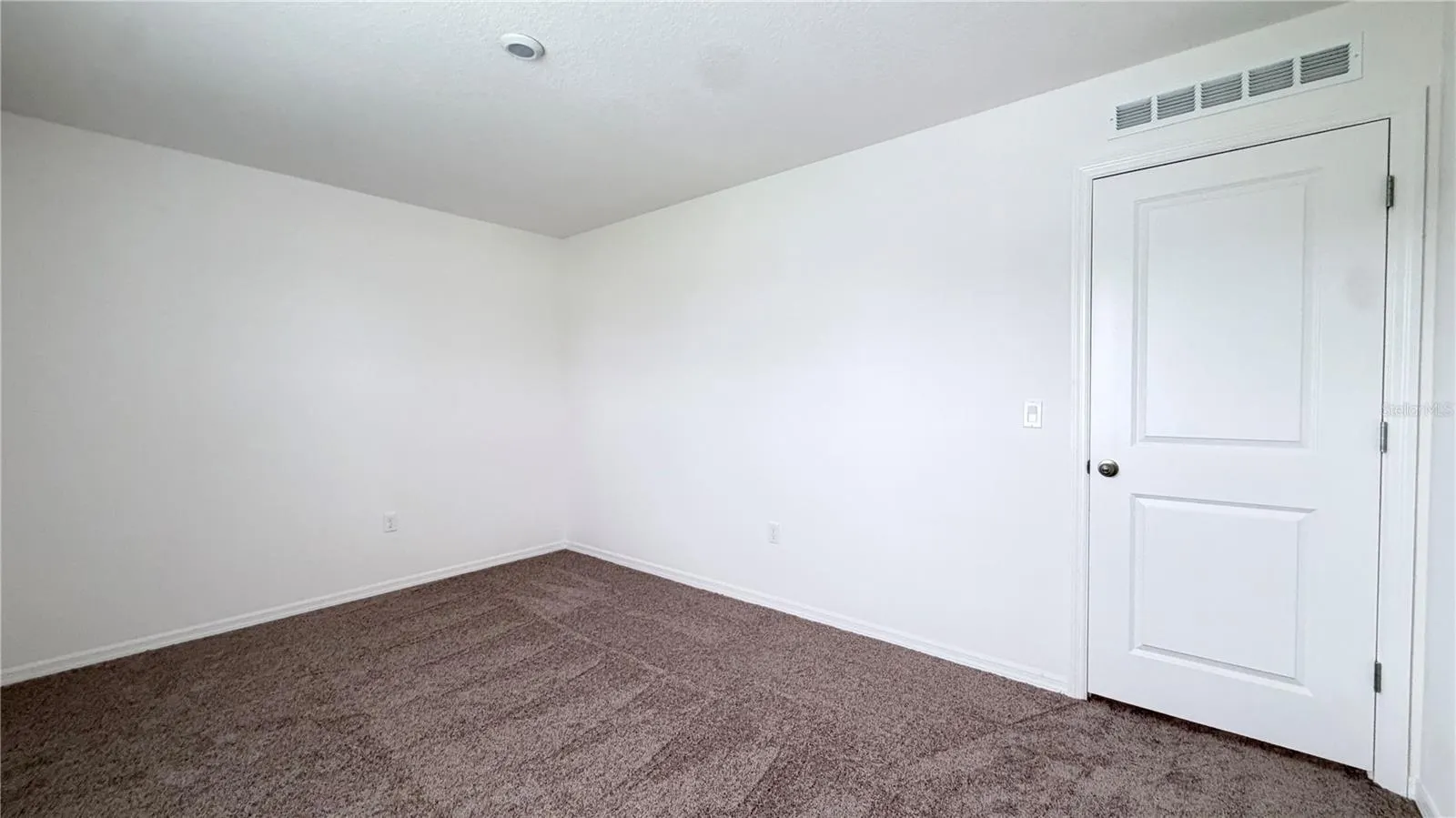 801 OGNON CT