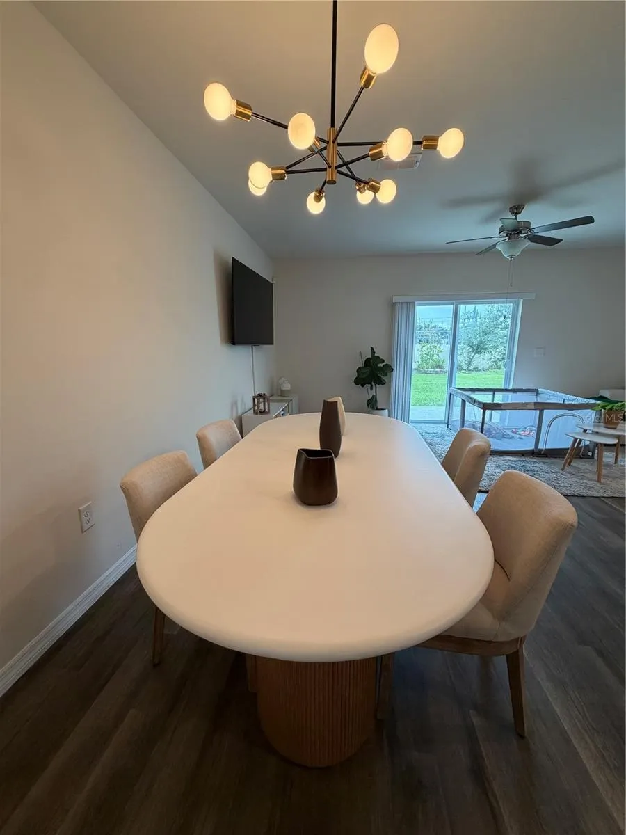 1241 BALSAM DR
