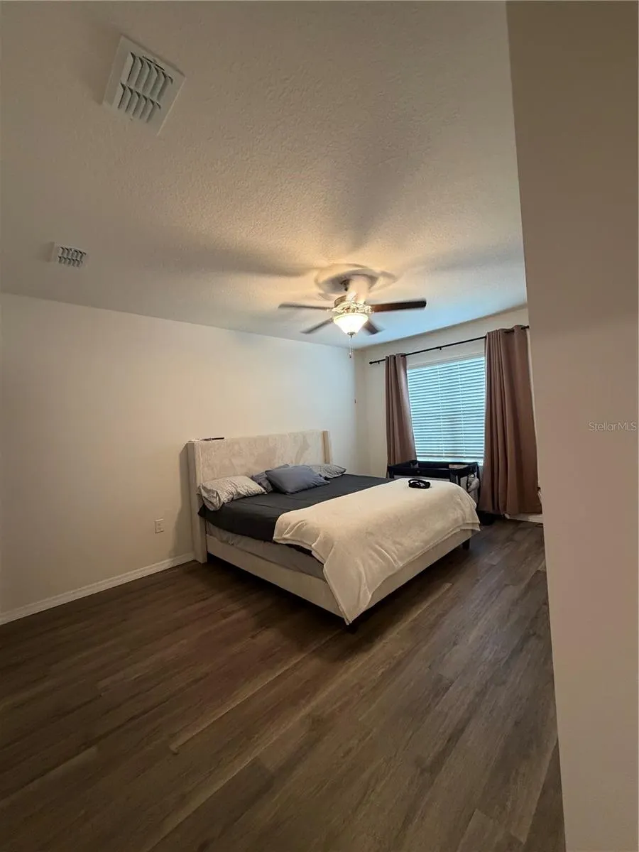 1241 BALSAM DR