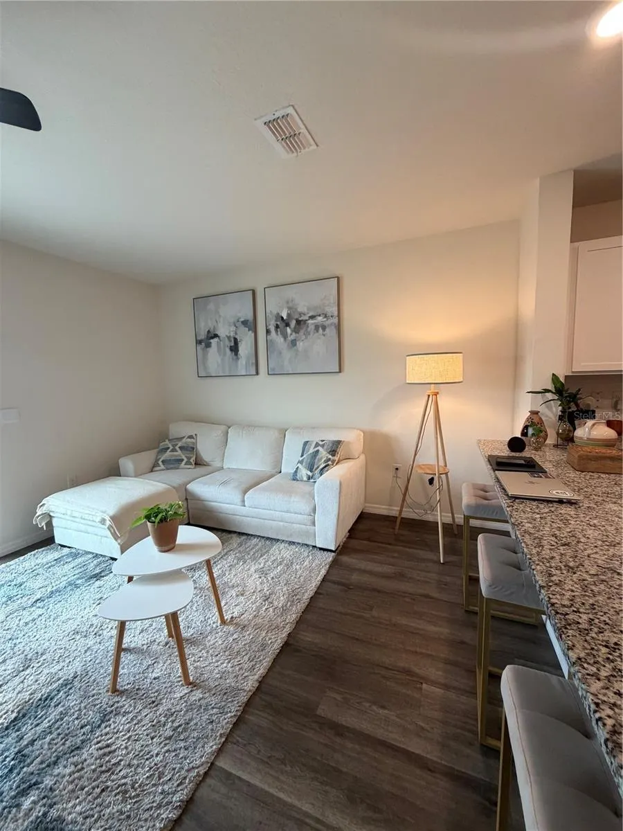1241 BALSAM DR