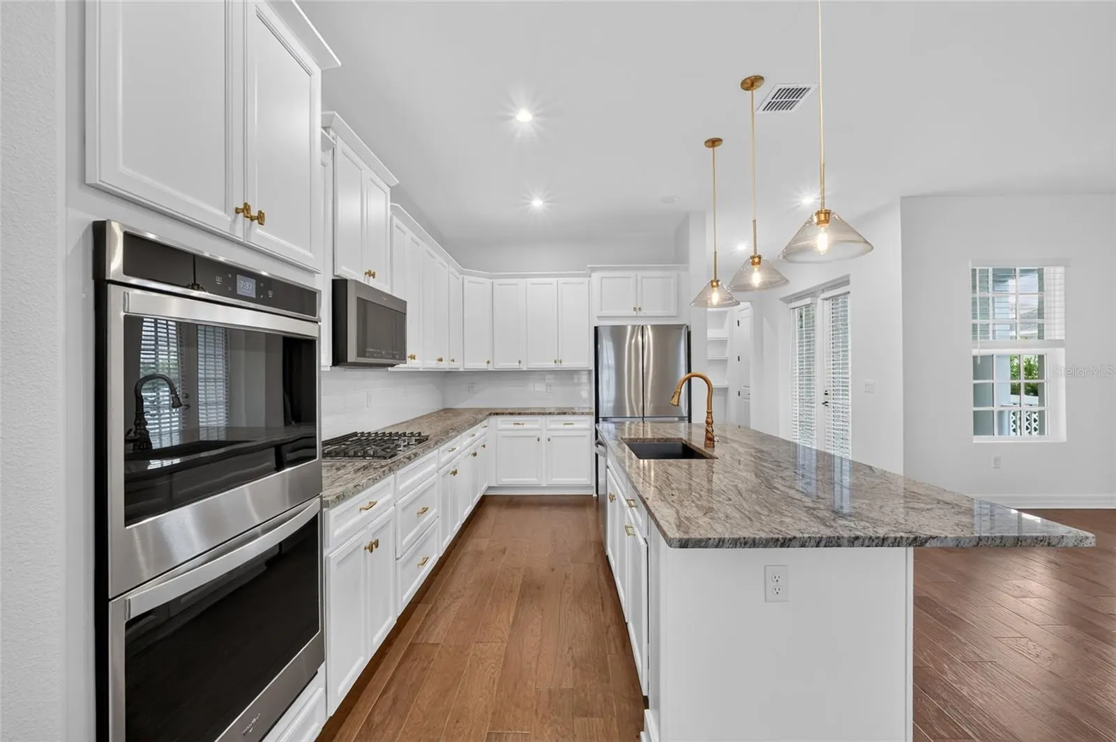 7484 ESTUARY LAKE LOOP