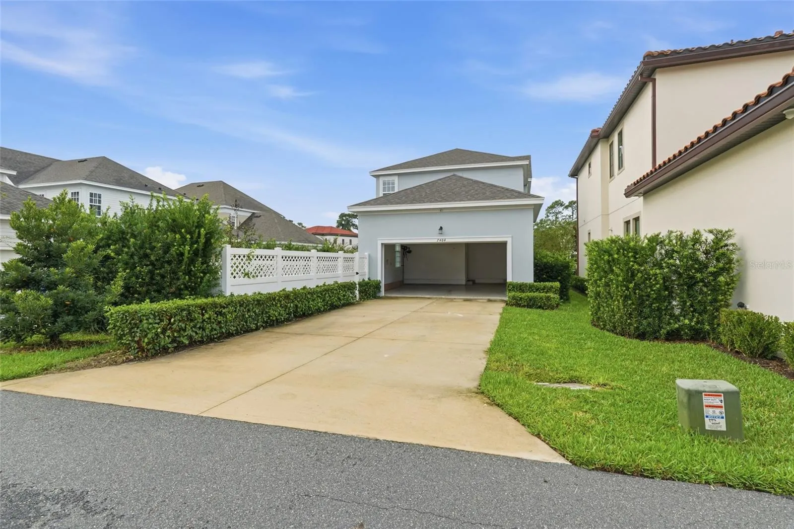 7484 ESTUARY LAKE LOOP