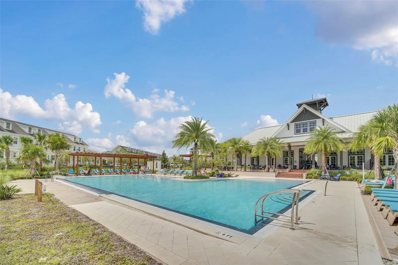 7484 ESTUARY LAKE LOOP