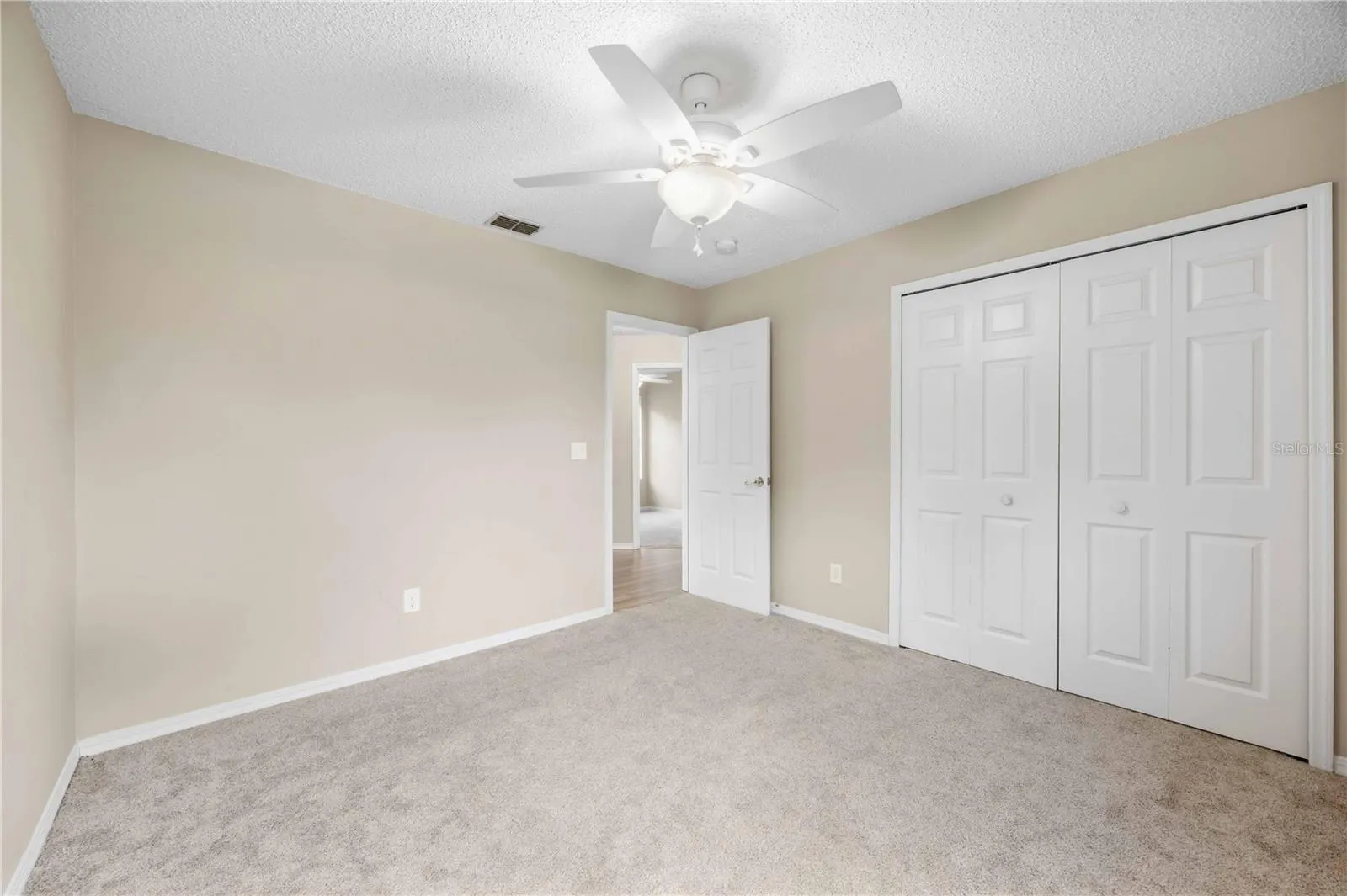 2211 MALLORY CIR