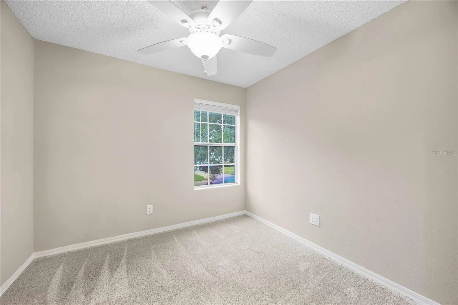 2211 MALLORY CIR