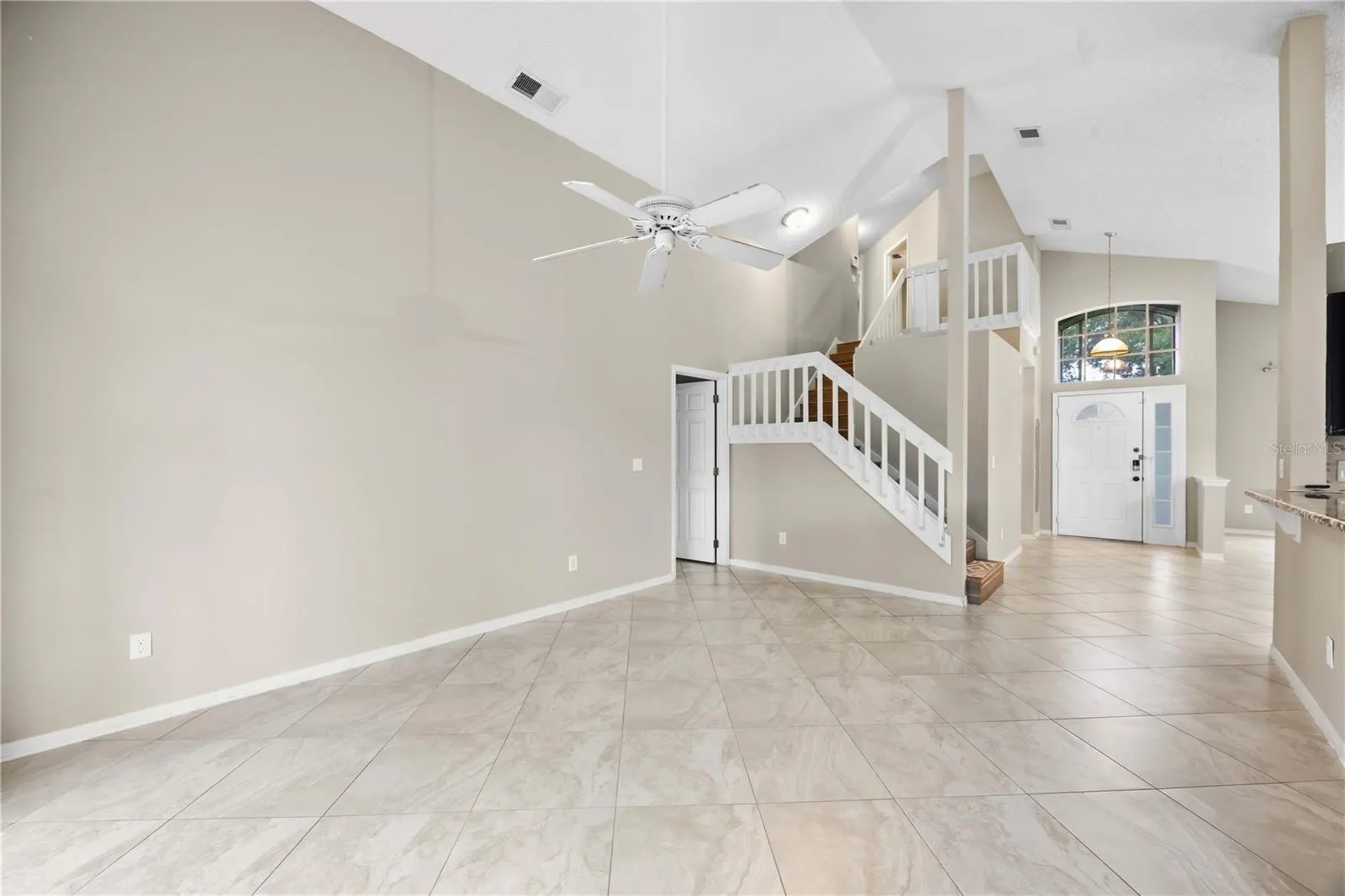 2211 MALLORY CIR