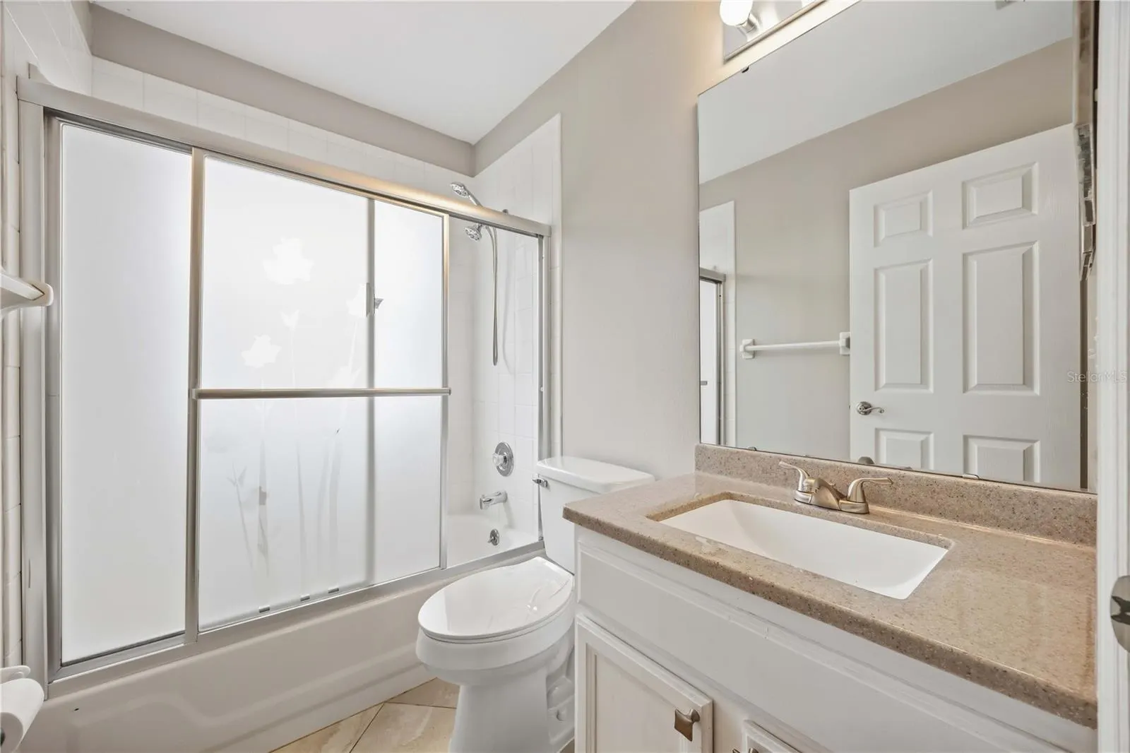 2211 MALLORY CIR