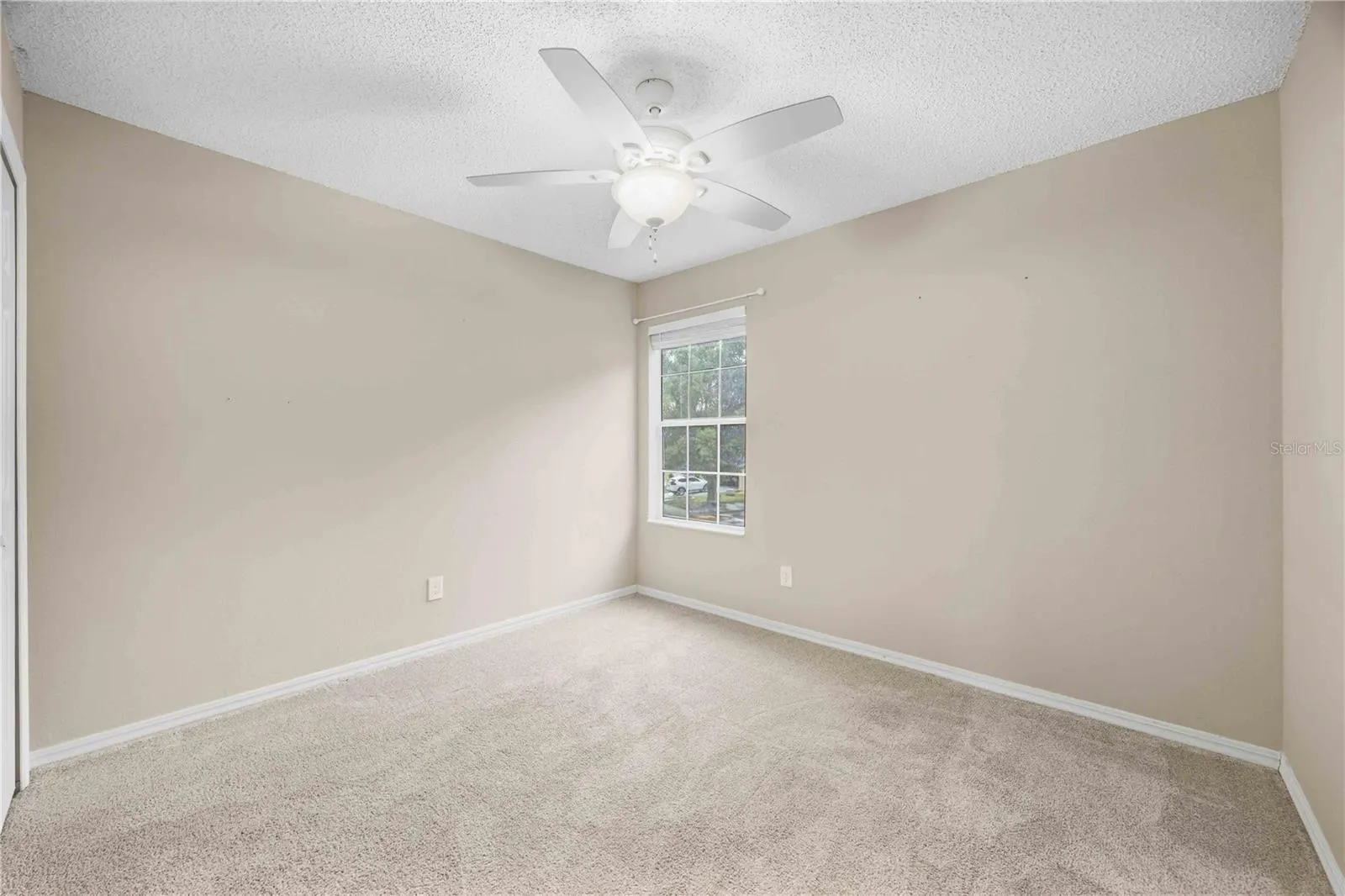 2211 MALLORY CIR