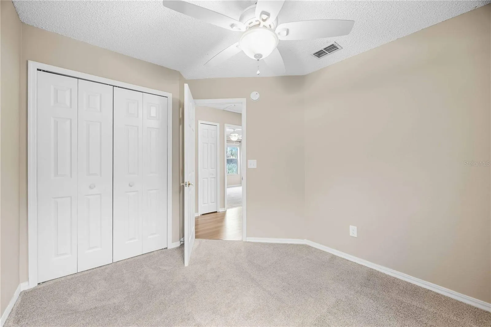 2211 MALLORY CIR