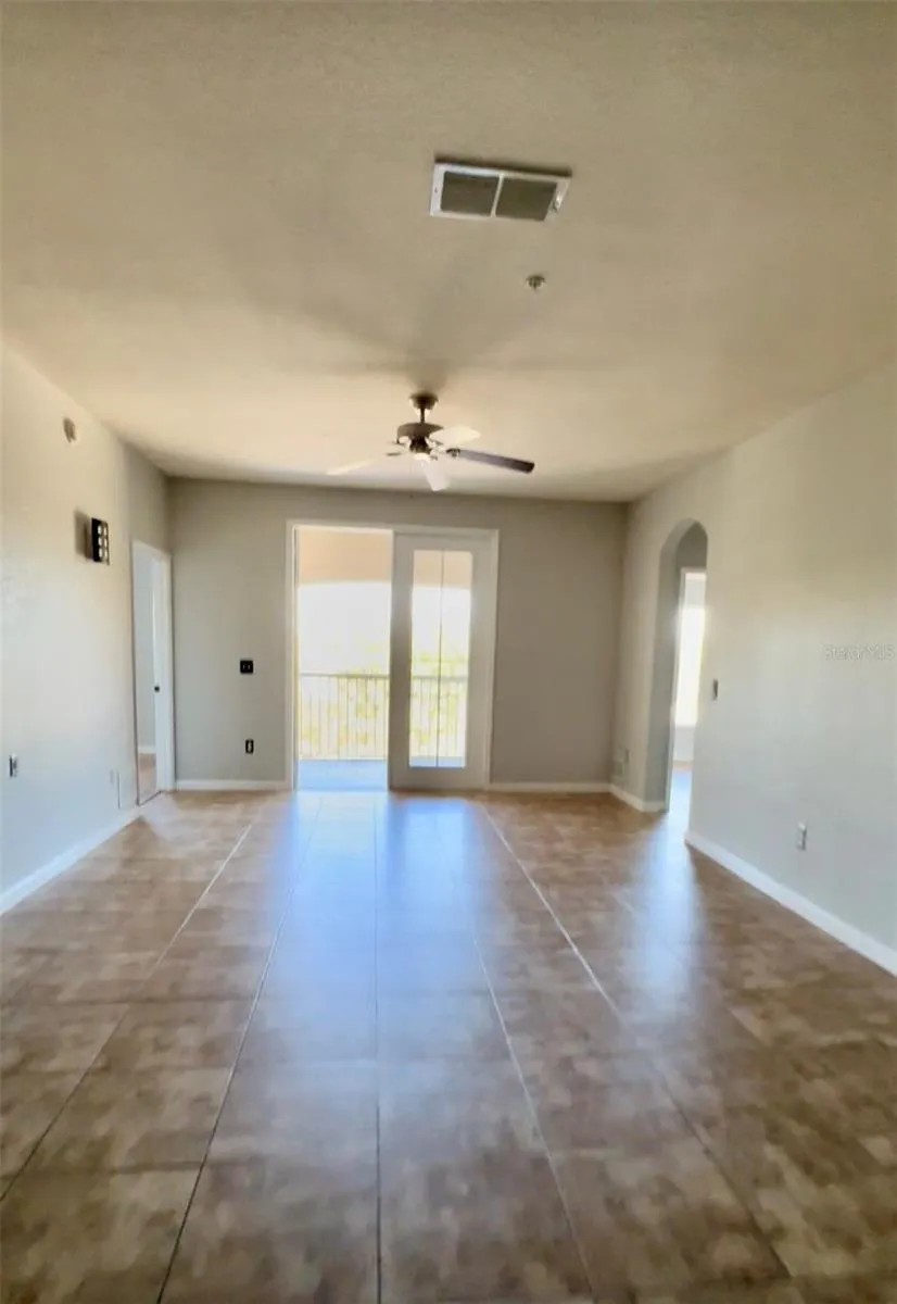 3351 WHITESTONE CIR #301 #301