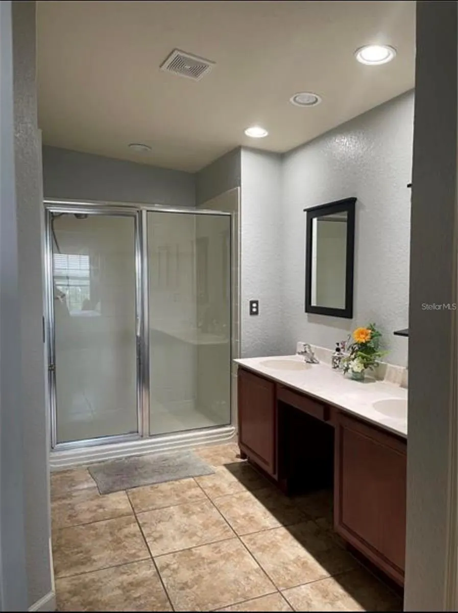 3351 WHITESTONE CIR #301 #301