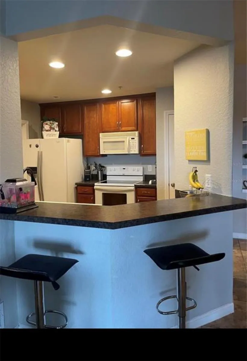 3351 WHITESTONE CIR #301 #301