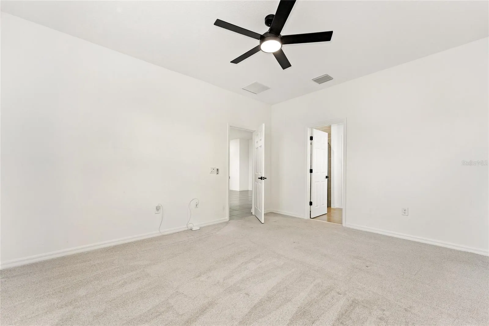 646 DUKE DR