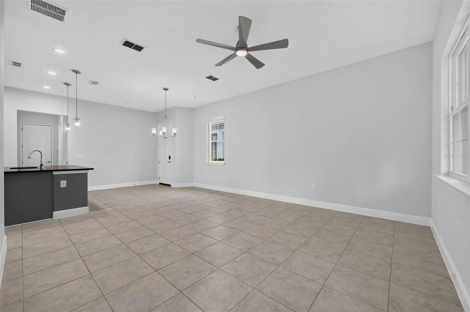 2521 YELLOW BRICK RD
