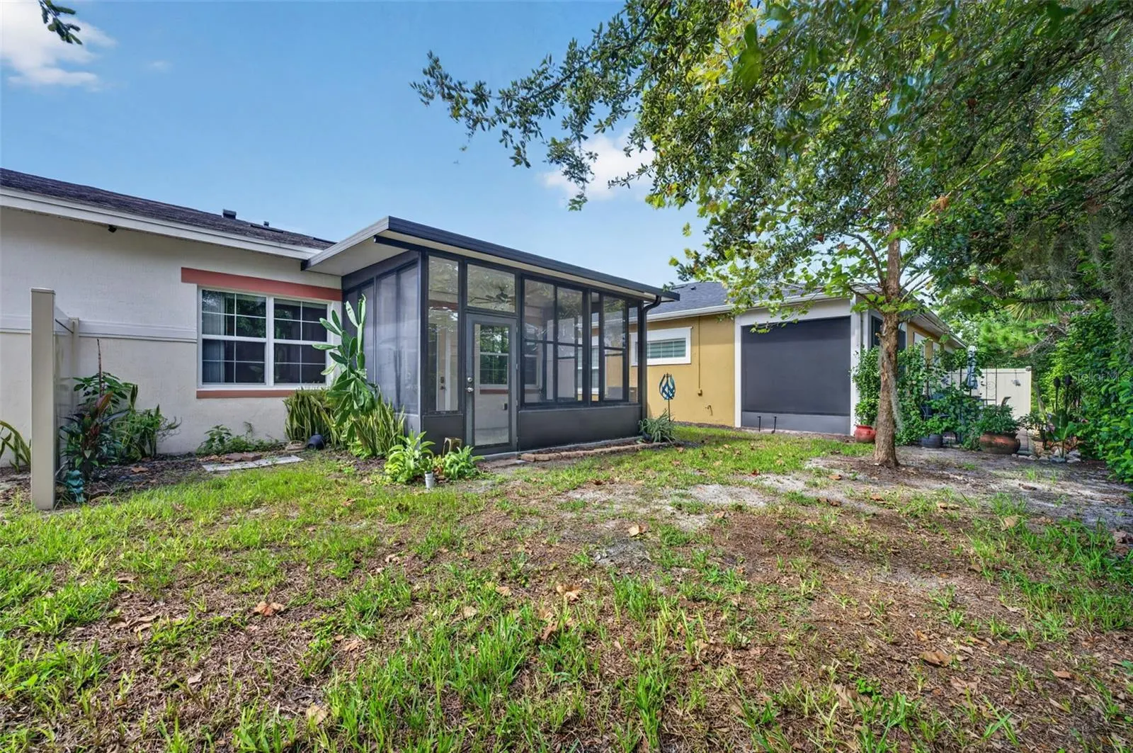 2521 YELLOW BRICK RD