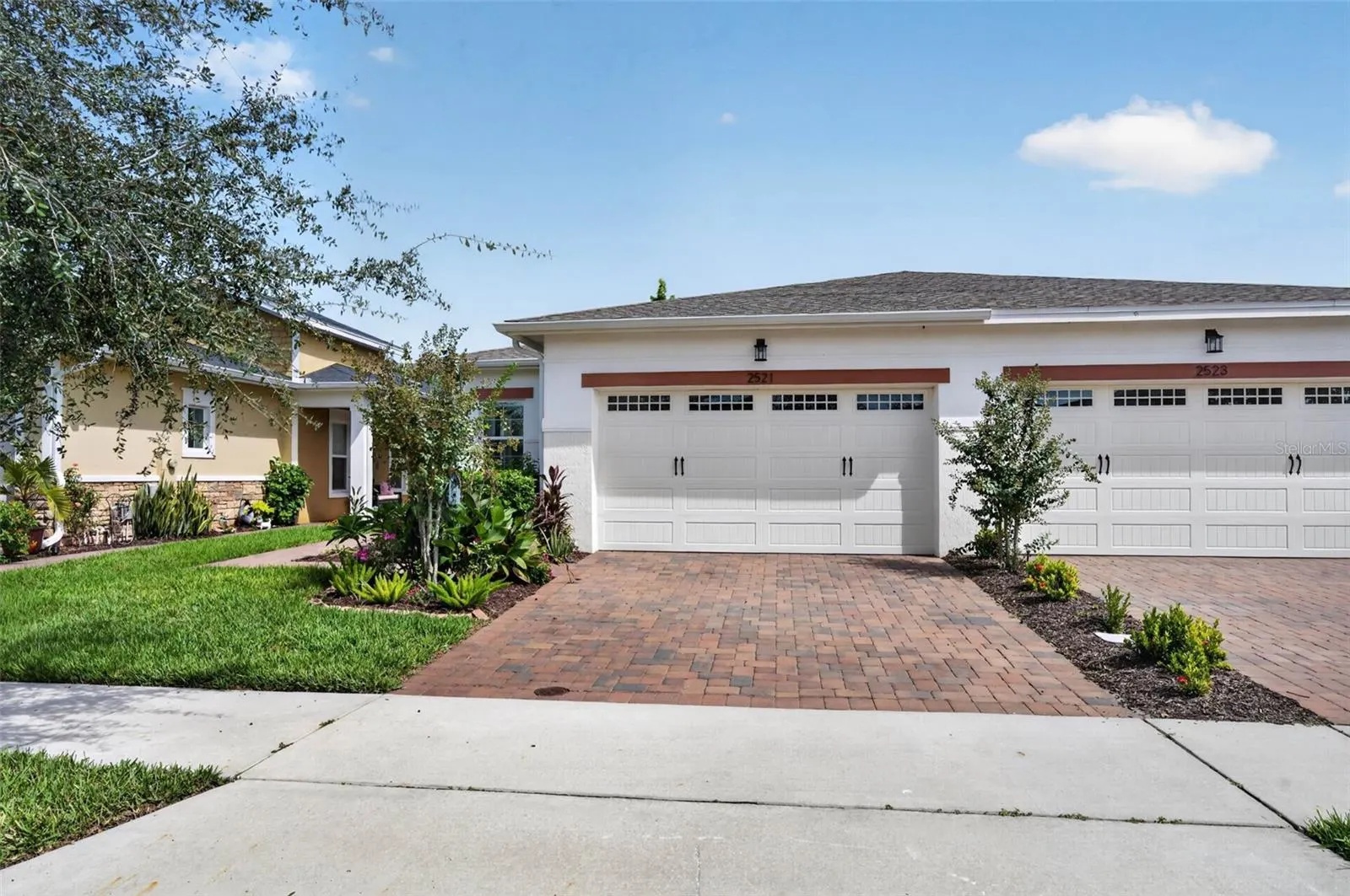 2521 YELLOW BRICK RD