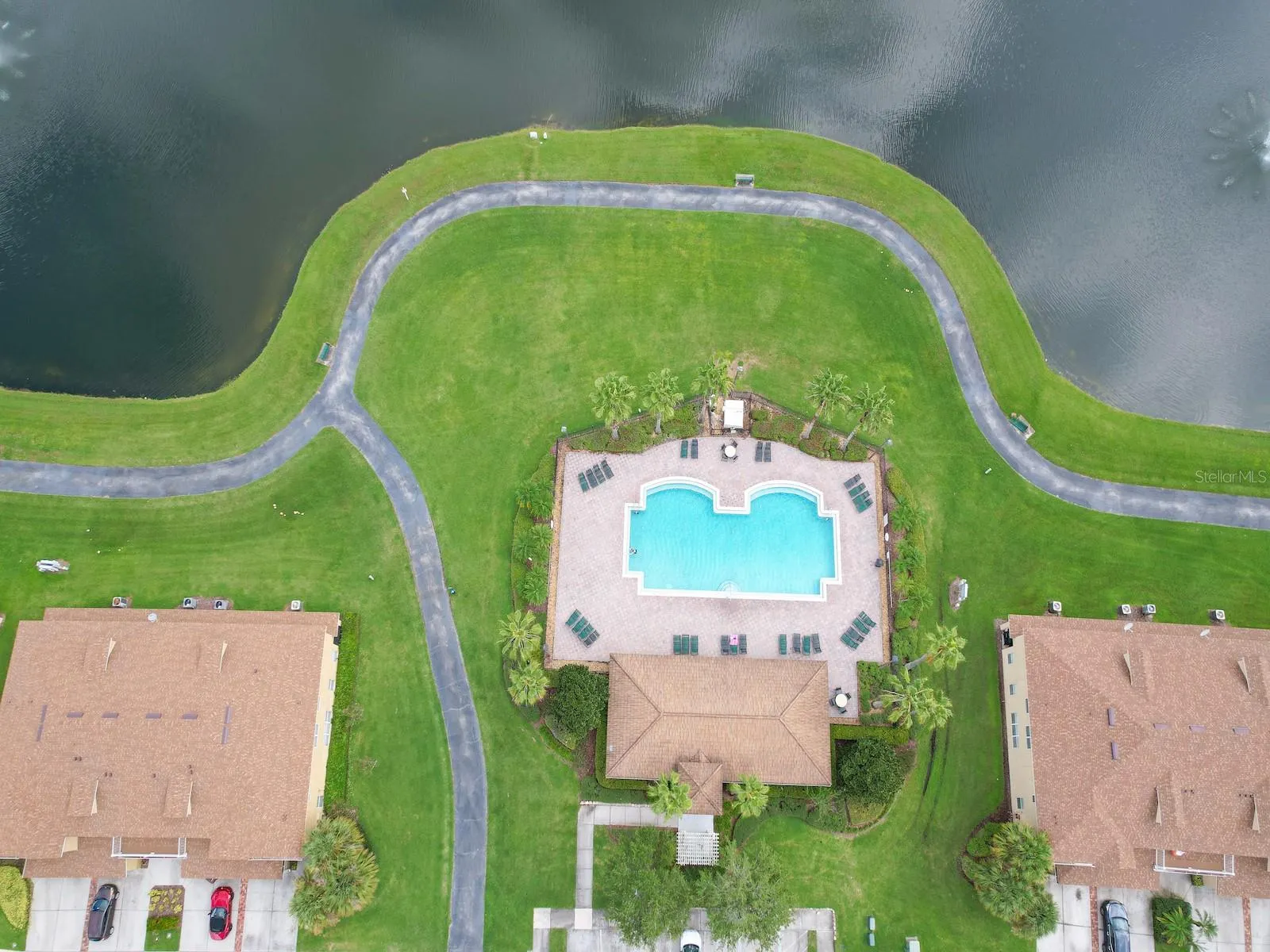 3006 THORNTON DR
