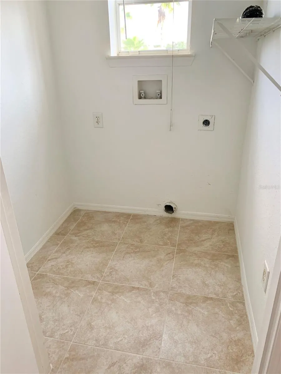 2201 KEY WEST CT #327 #327