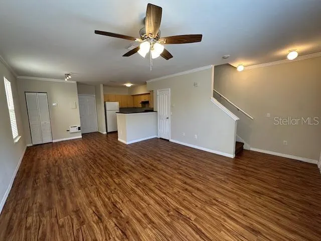 727 SIENA PALM DR