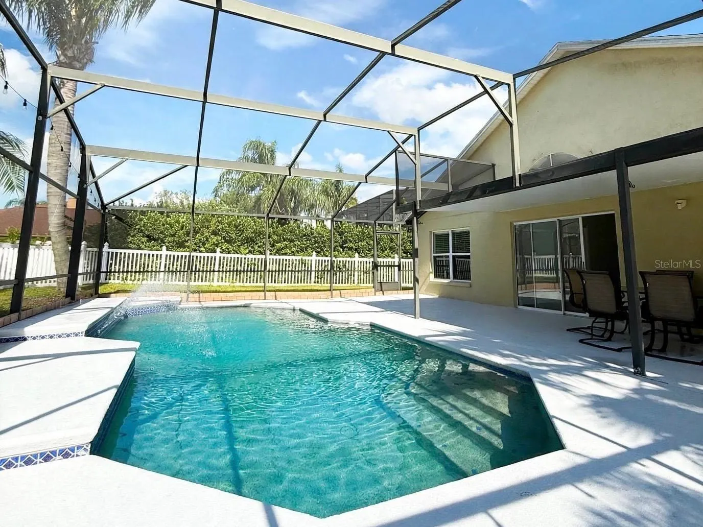 142 HARWOOD CIR