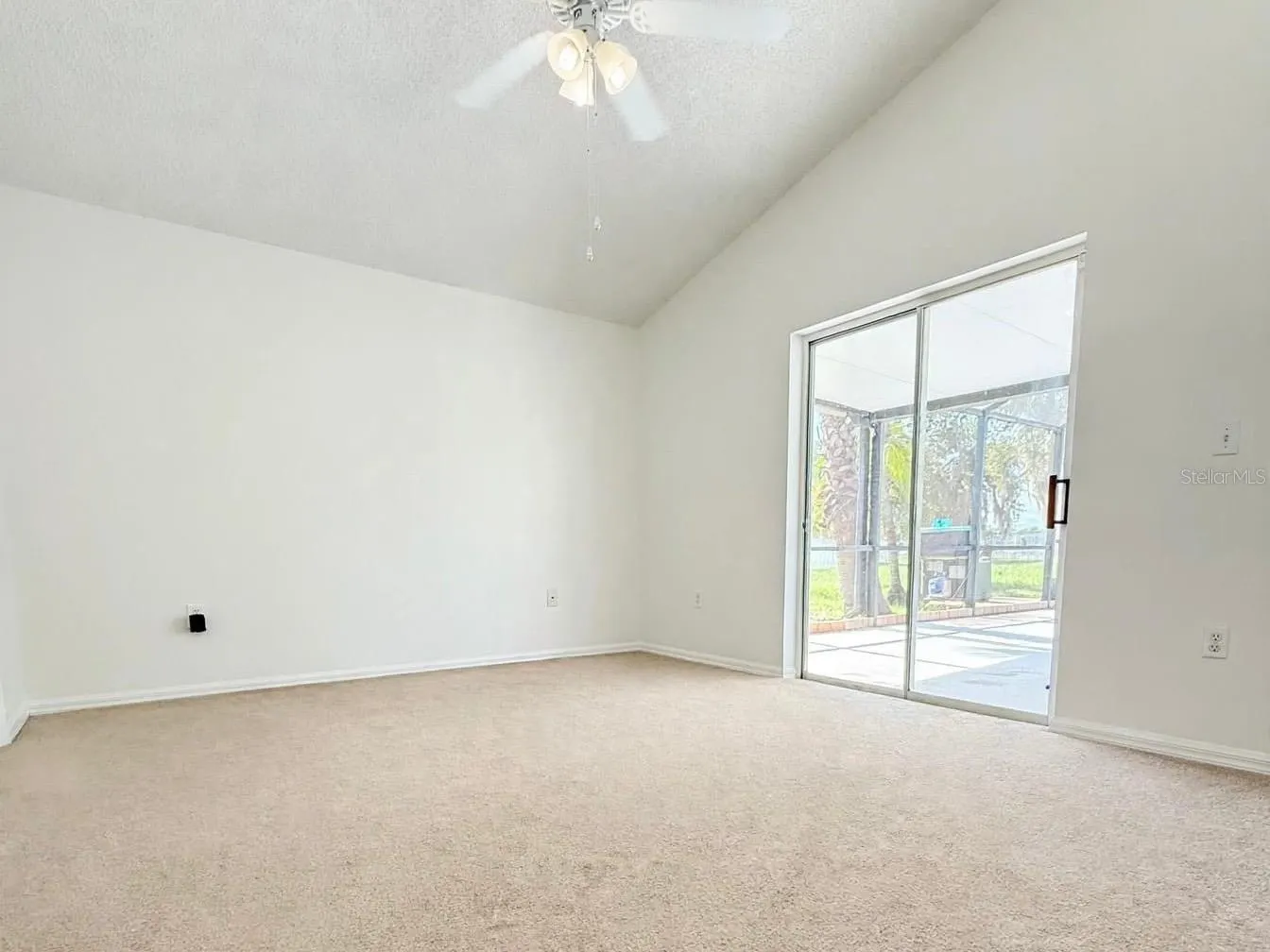 142 HARWOOD CIR