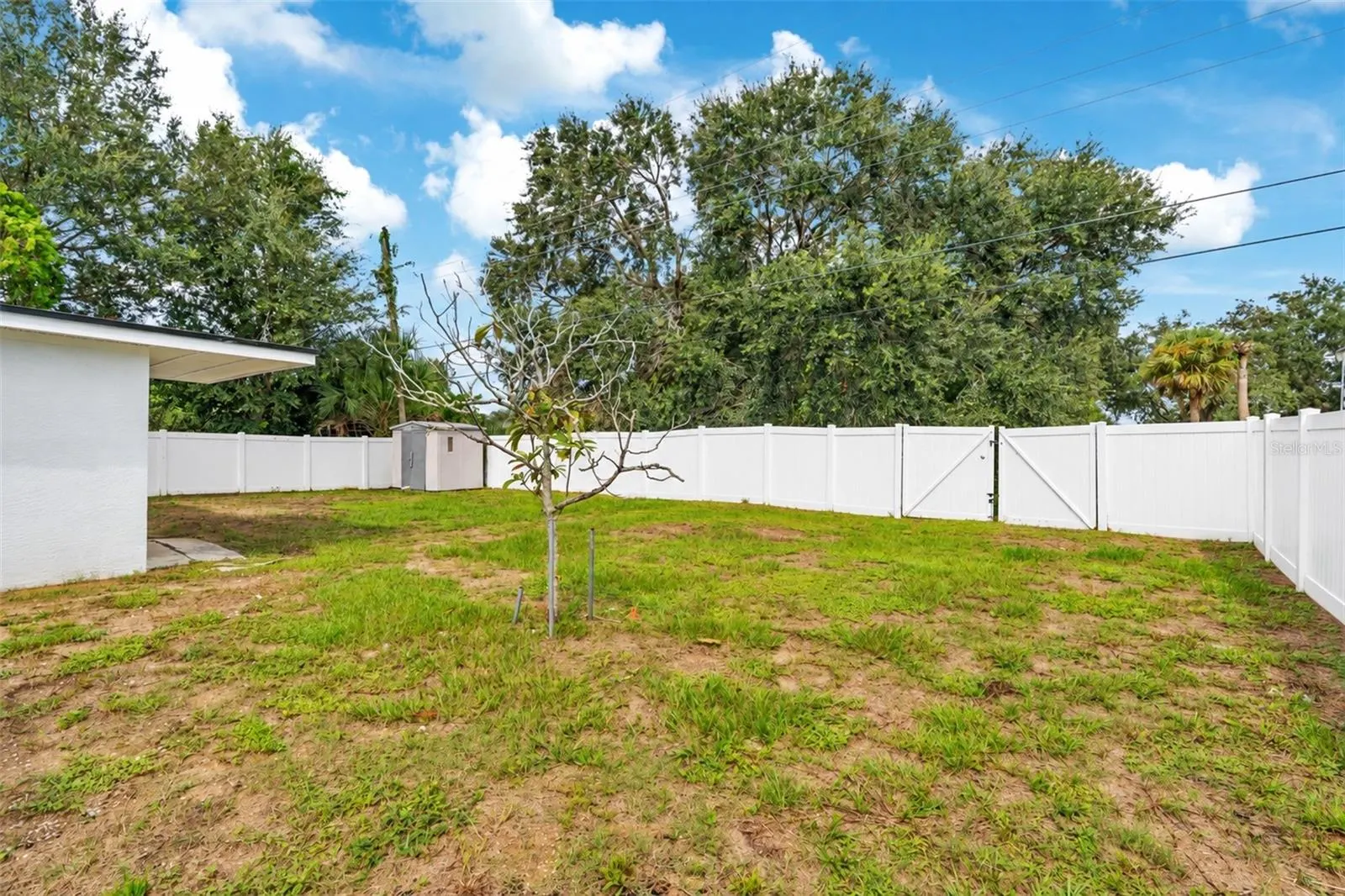 340 FISHER LN