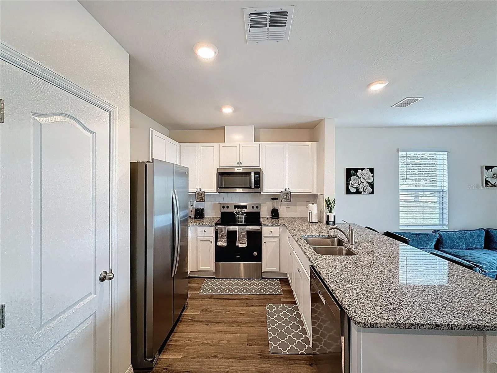1303 TALLOWWOOD LN