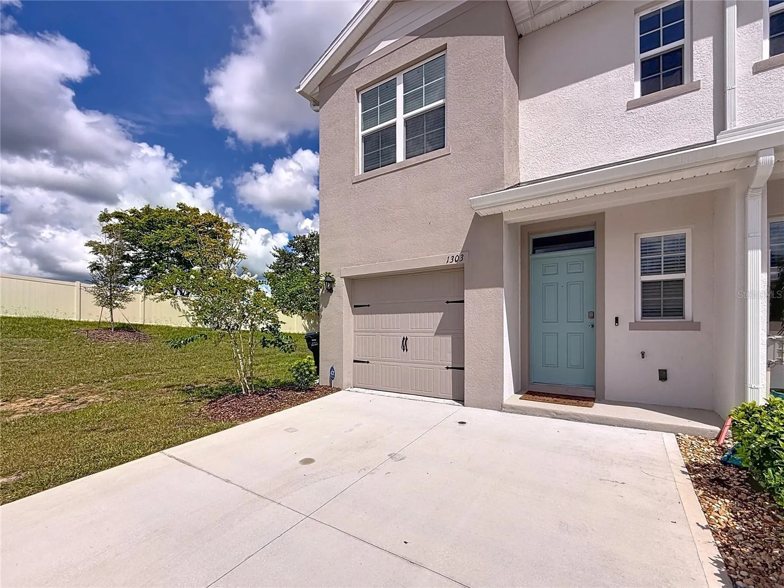 1303 TALLOWWOOD LN