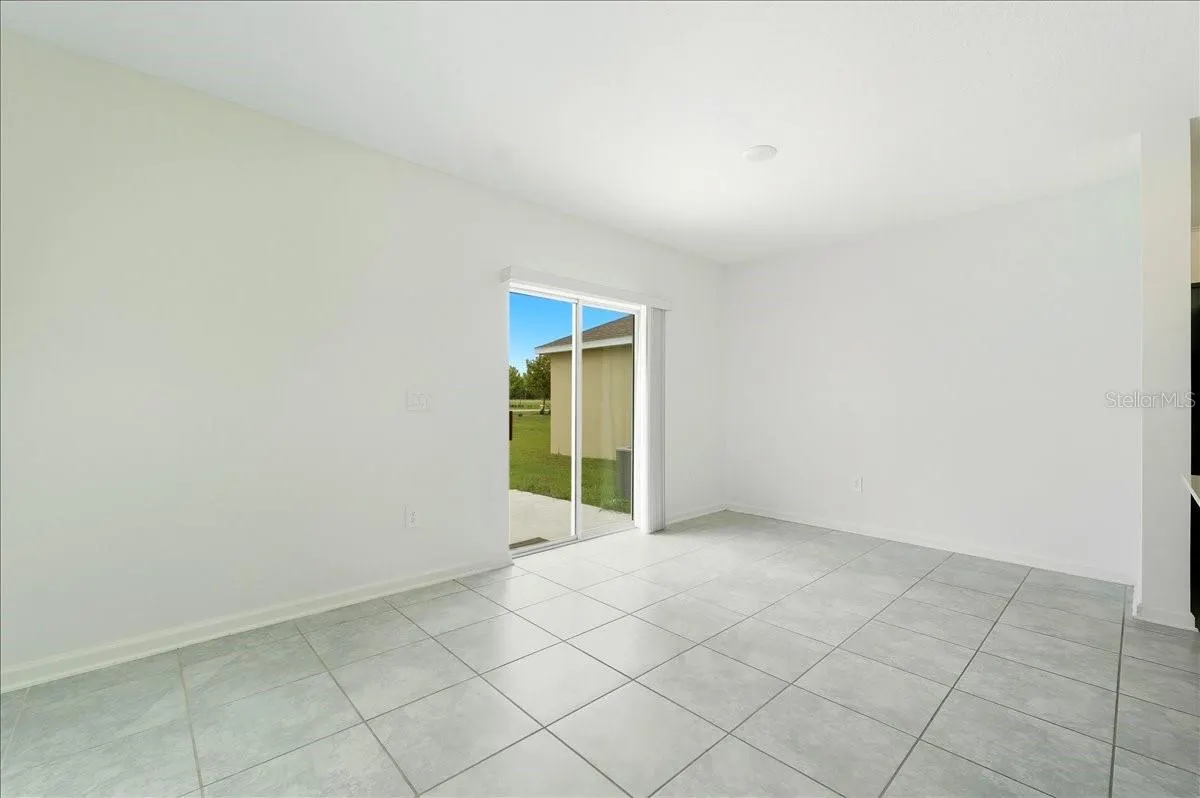 1140 TYLER LOOP