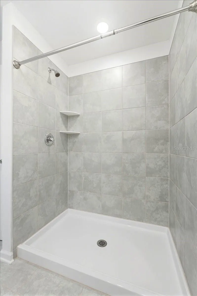 1140 TYLER LOOP