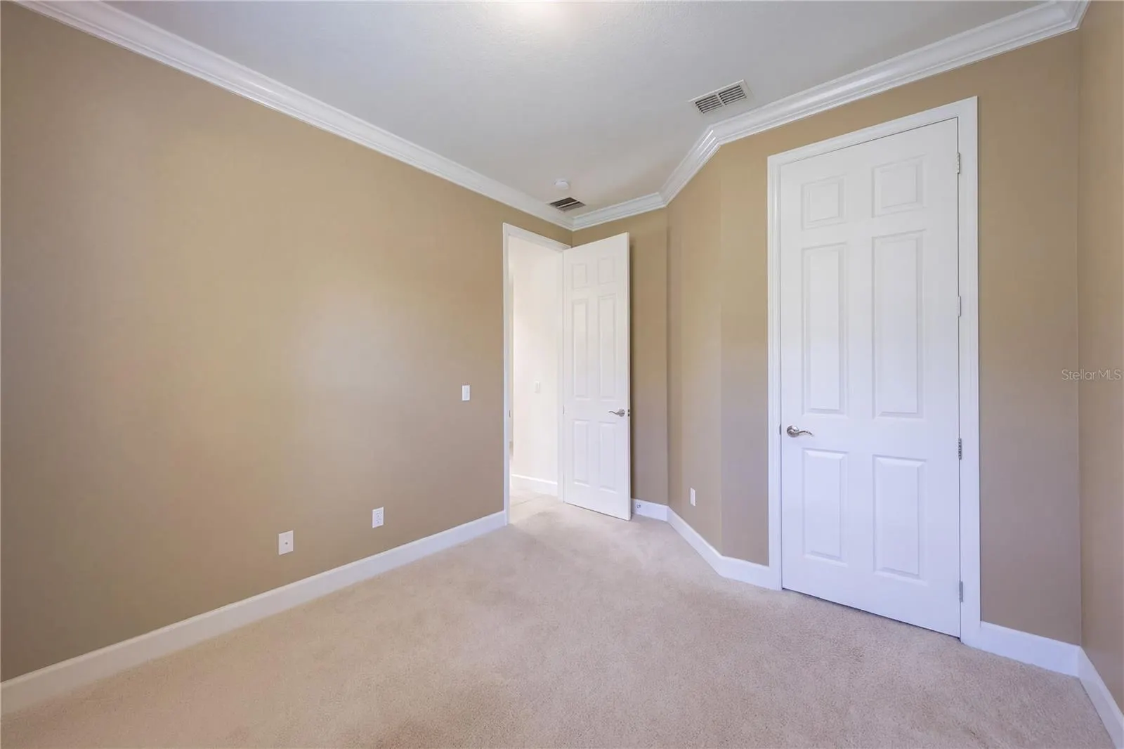 11843 PADUA LN