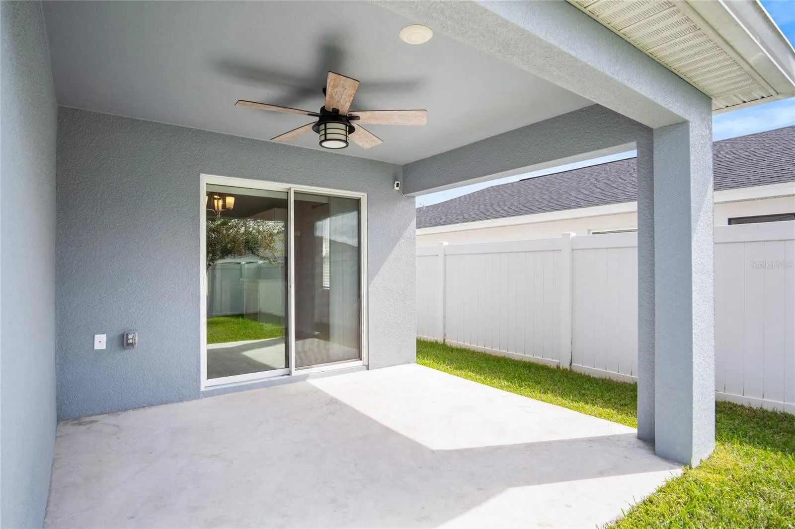 1075 TROPEA LN