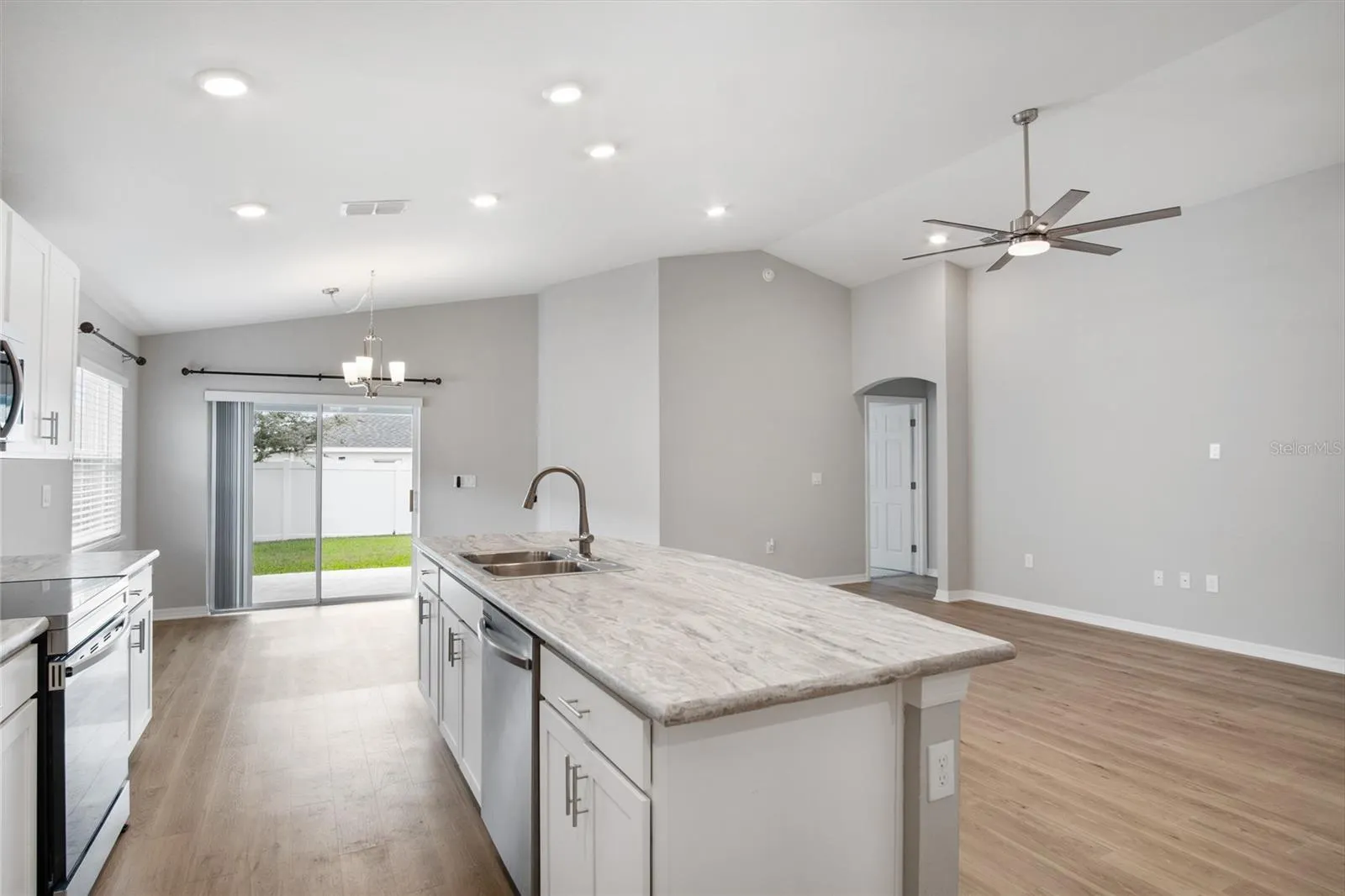1075 TROPEA LN