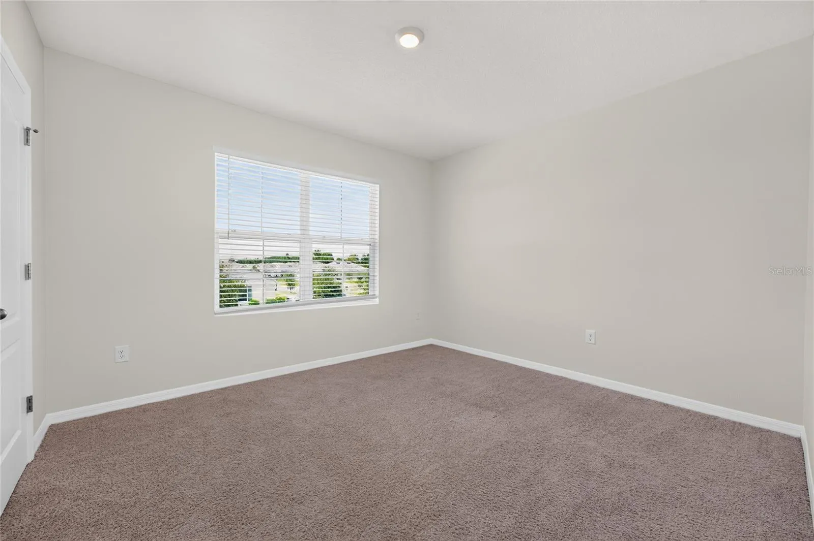 2920 SUNRIDGE LOOP