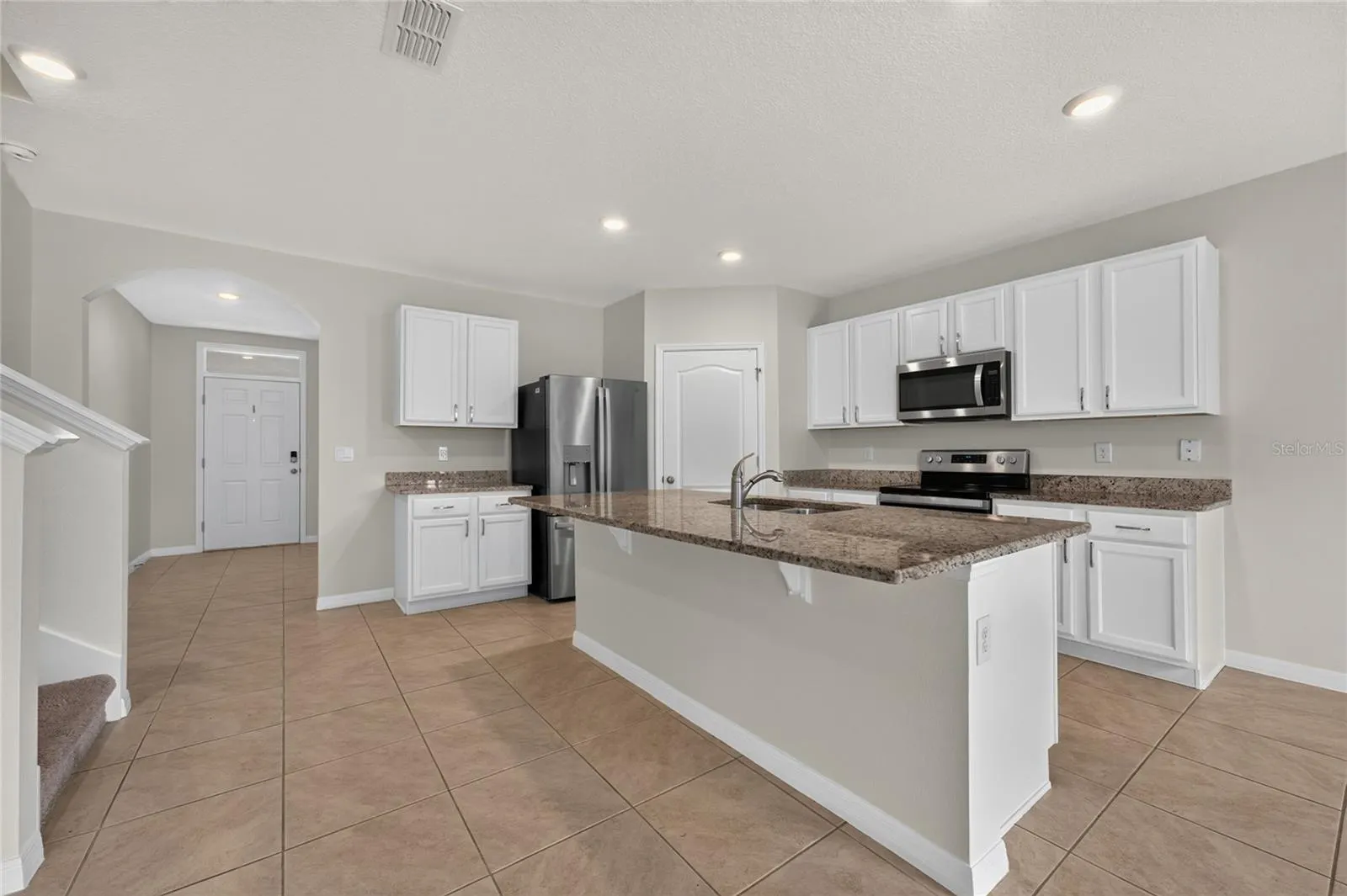 2920 SUNRIDGE LOOP