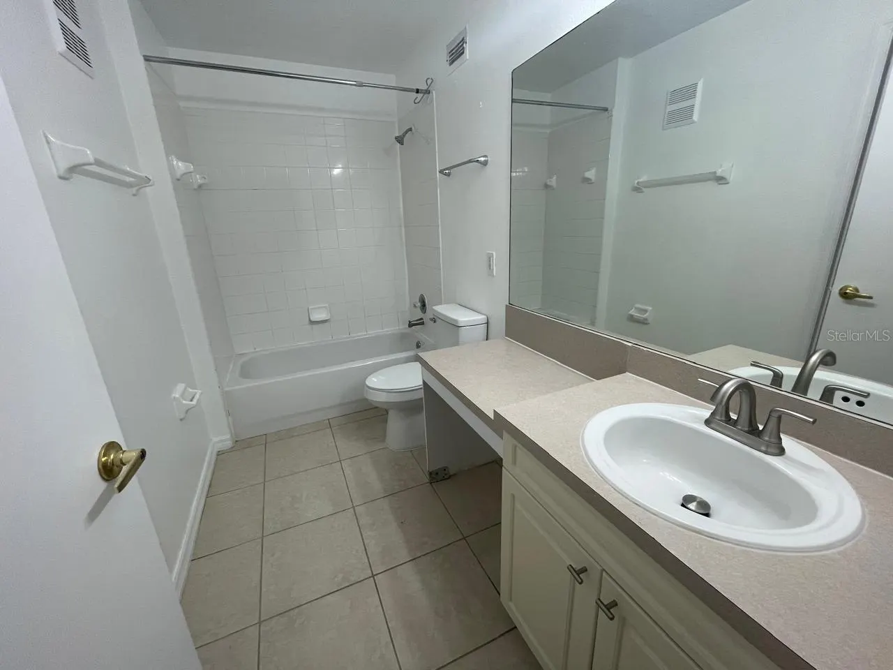 601 WASHINGTON PALM LOOP #B #B