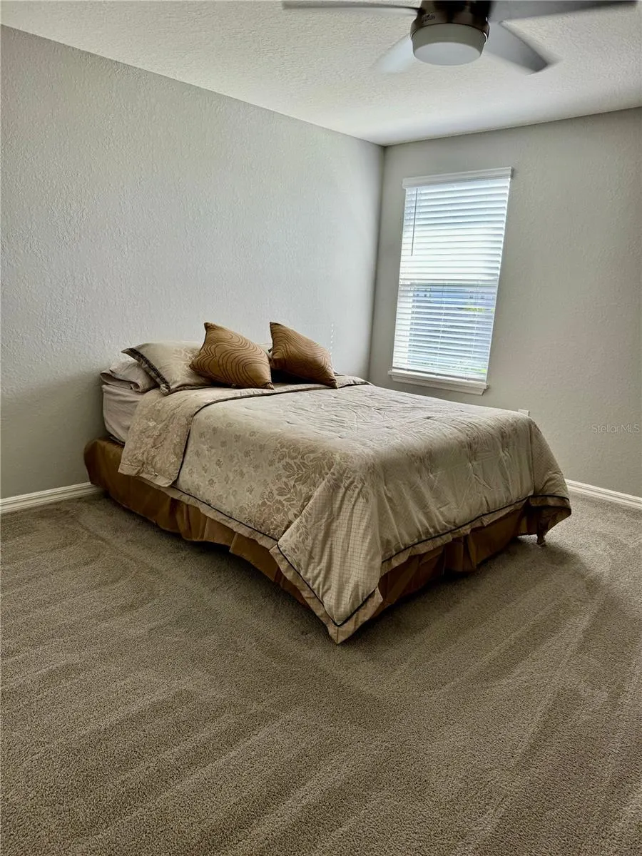 1016 CASCADE DR