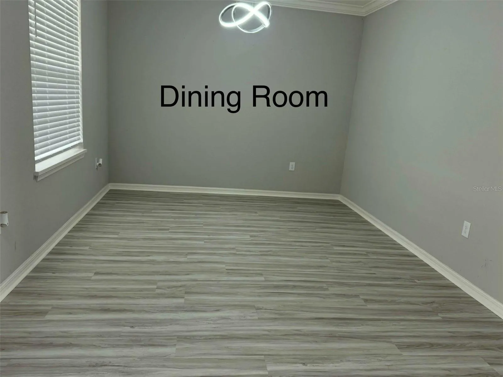 1016 CASCADE DR