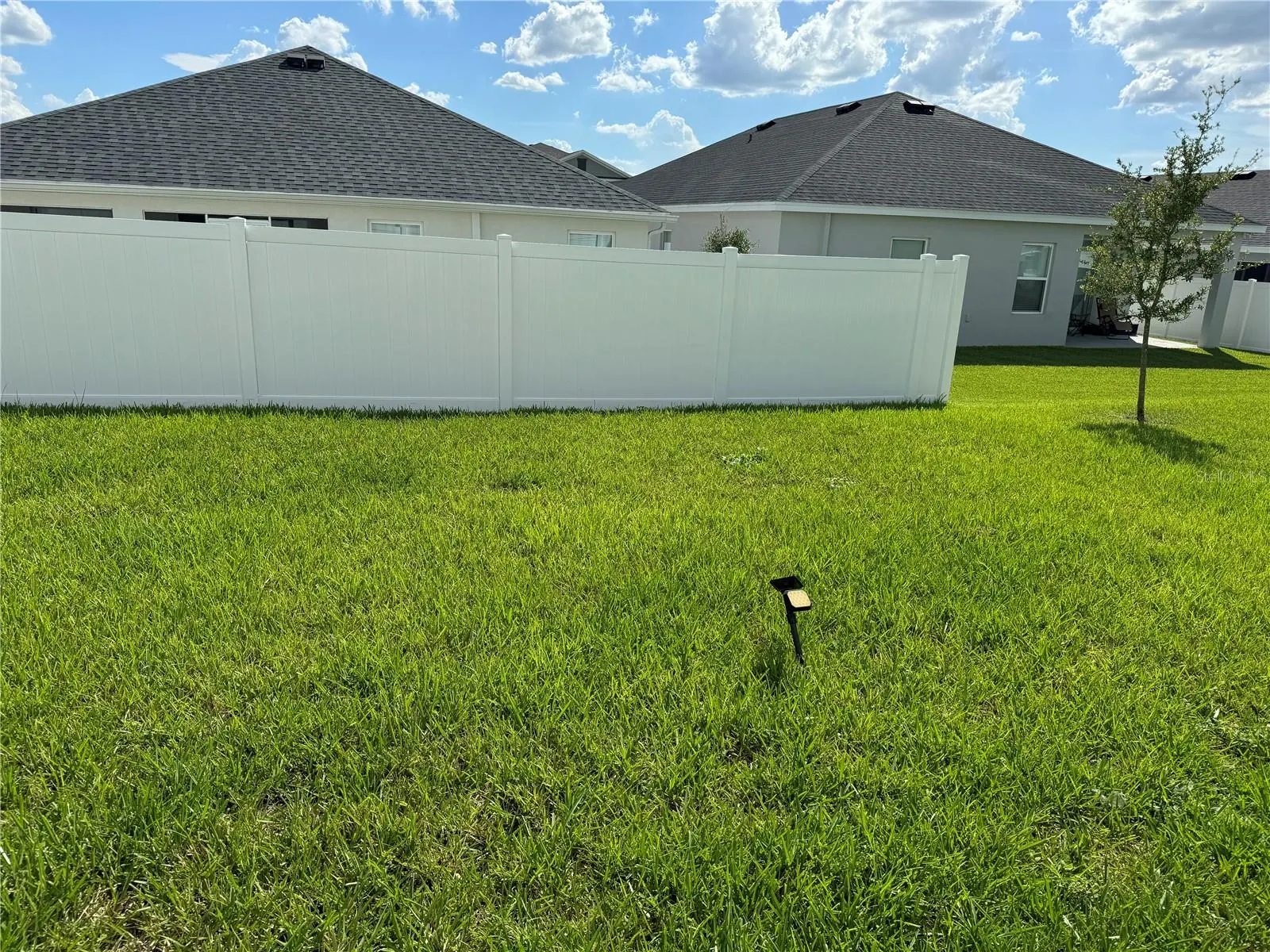 1016 CASCADE DR